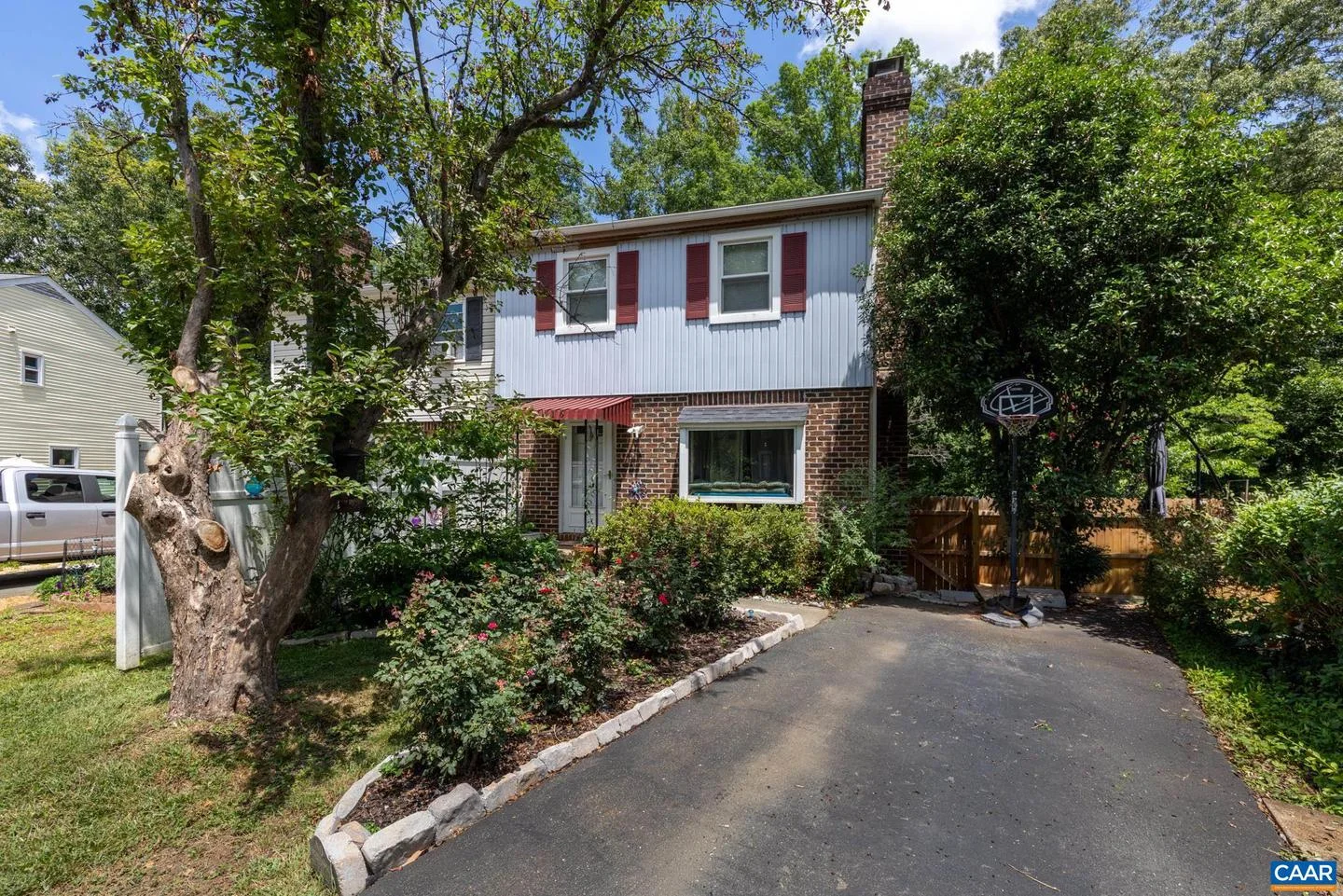 2416 Whitney Ct Ct