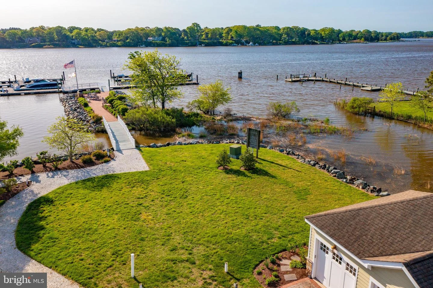 108 Little Harbor Way