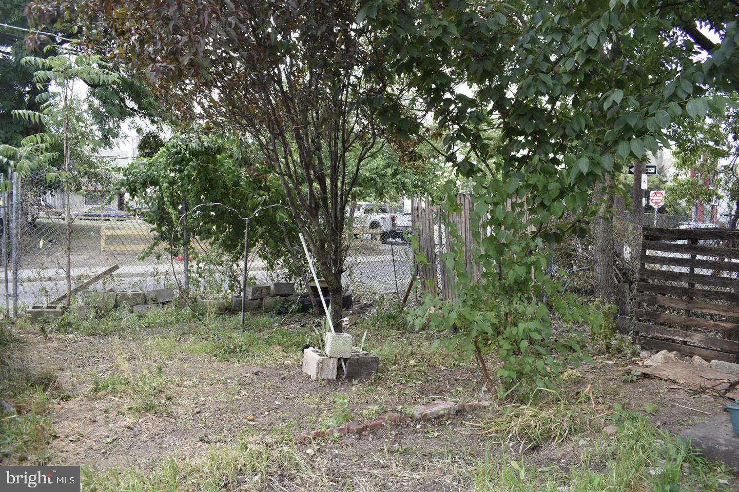 Photo 1 of 2 of 2969 N Leithgow St land