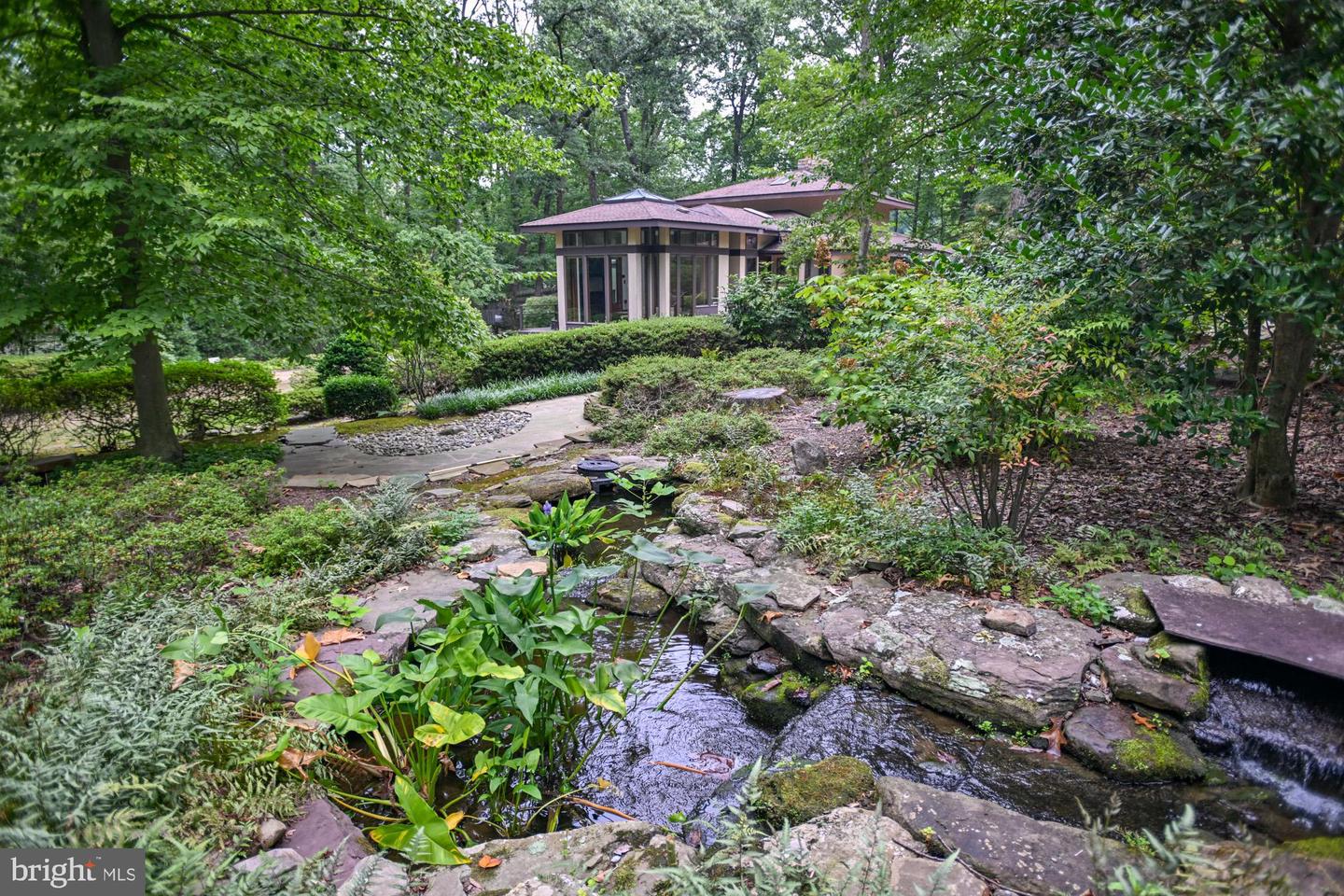 Photo 11 of 82 of 2404 Laurel Bush Rd house