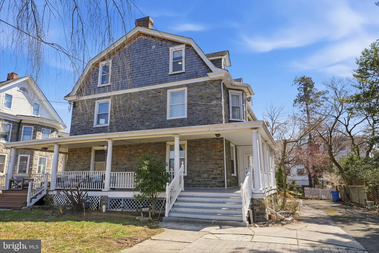 608 Washington Lane