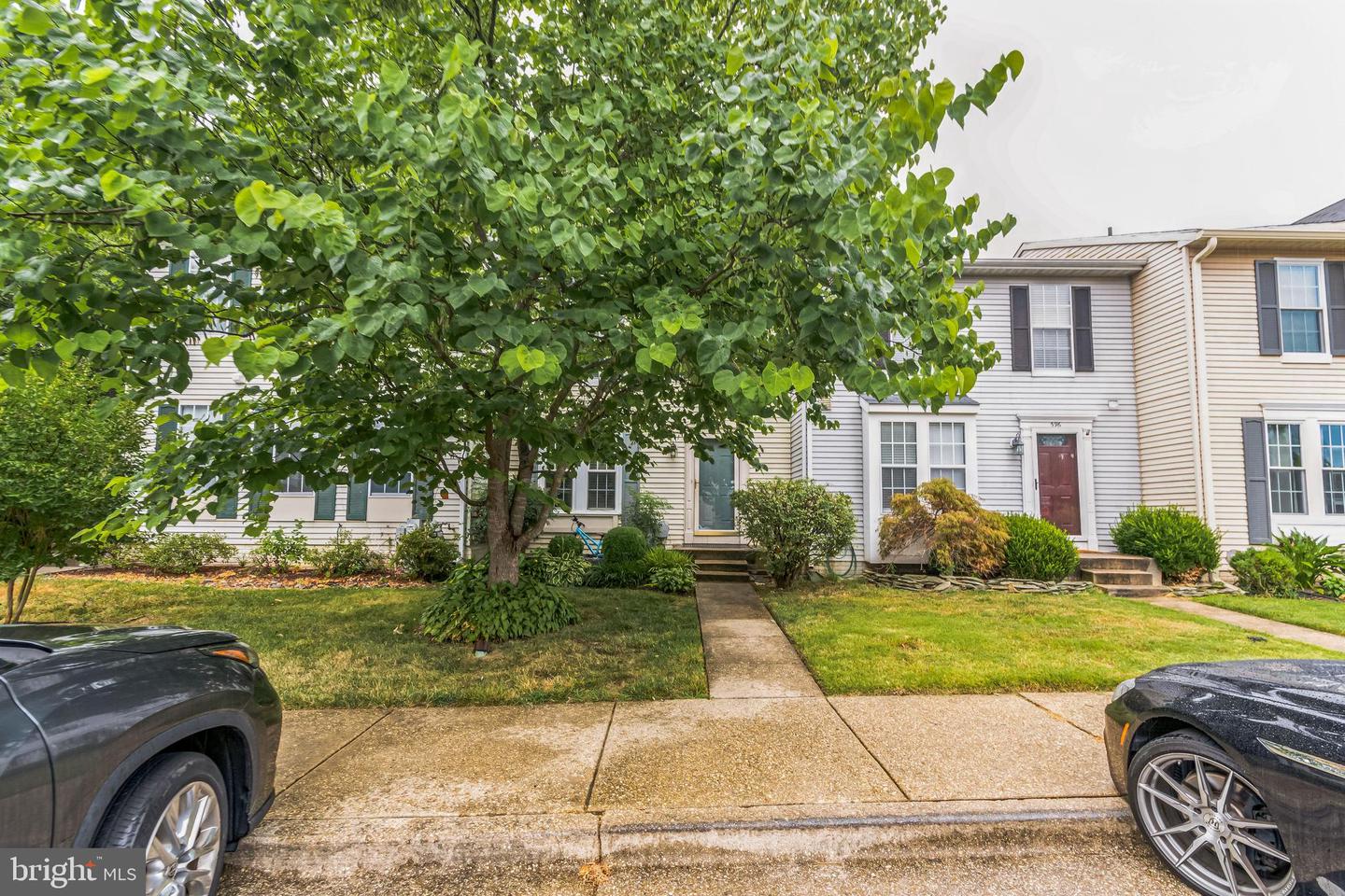 Photo 21 of 22 of 594 Quaker Ridge Ct townhome
