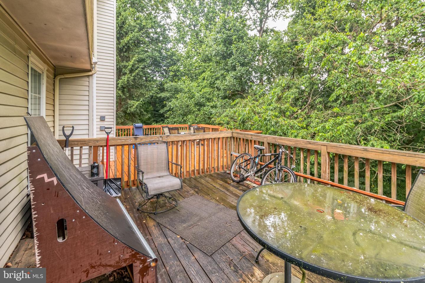 Photo 17 of 22 of 594 Quaker Ridge Ct townhome