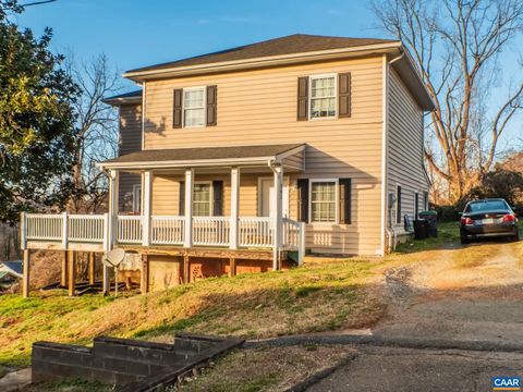 Single Family Residence in Charlottesville VA 103 Linden St St.jpg