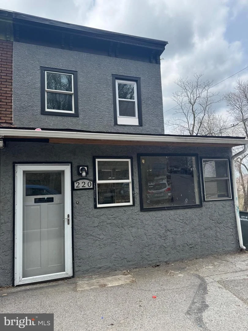 220 New Street