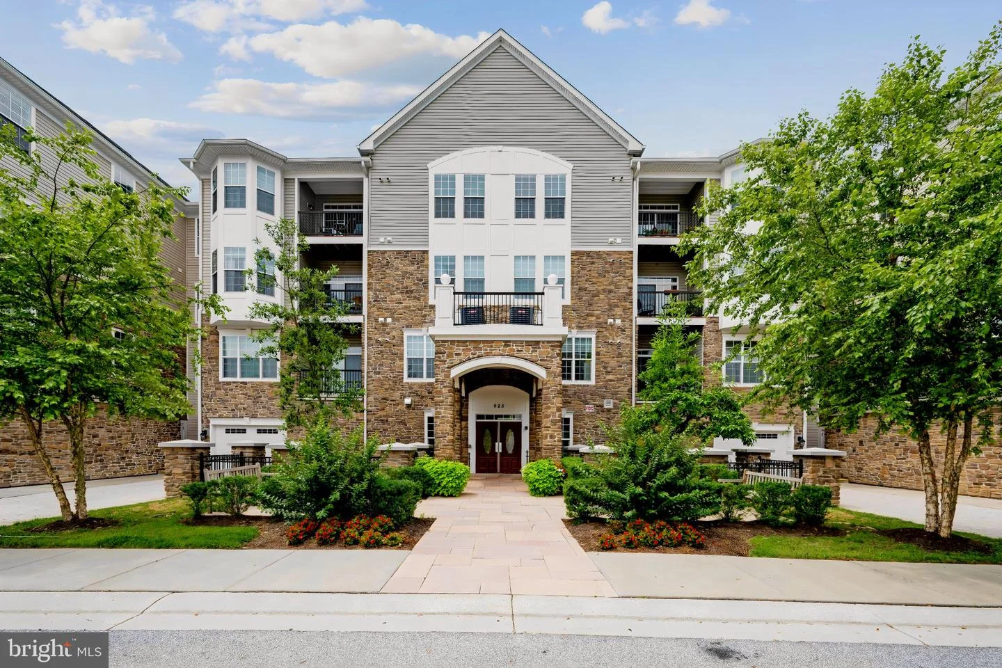 625 Quarry View Court Unit 308
