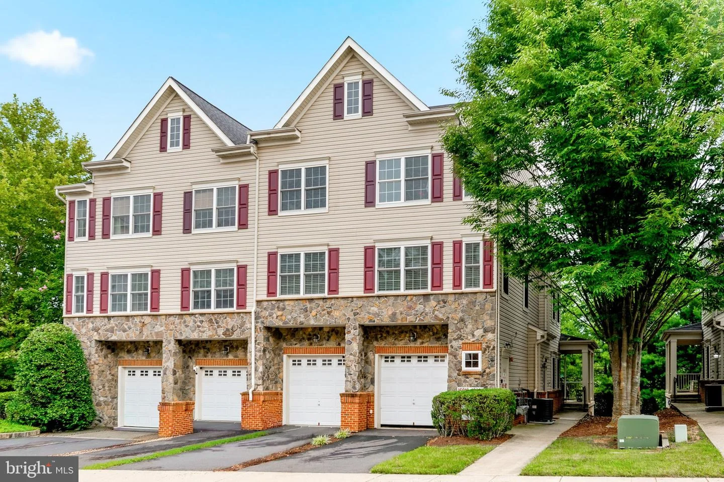 16821 Nuttal Oak Place Unit 4