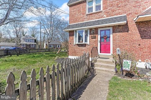 Duplex in Ridley Park PA 125 Orchard ROAD 3.jpg