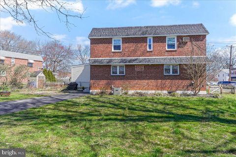 Duplex in Ridley Park PA 125 Orchard ROAD 32.jpg