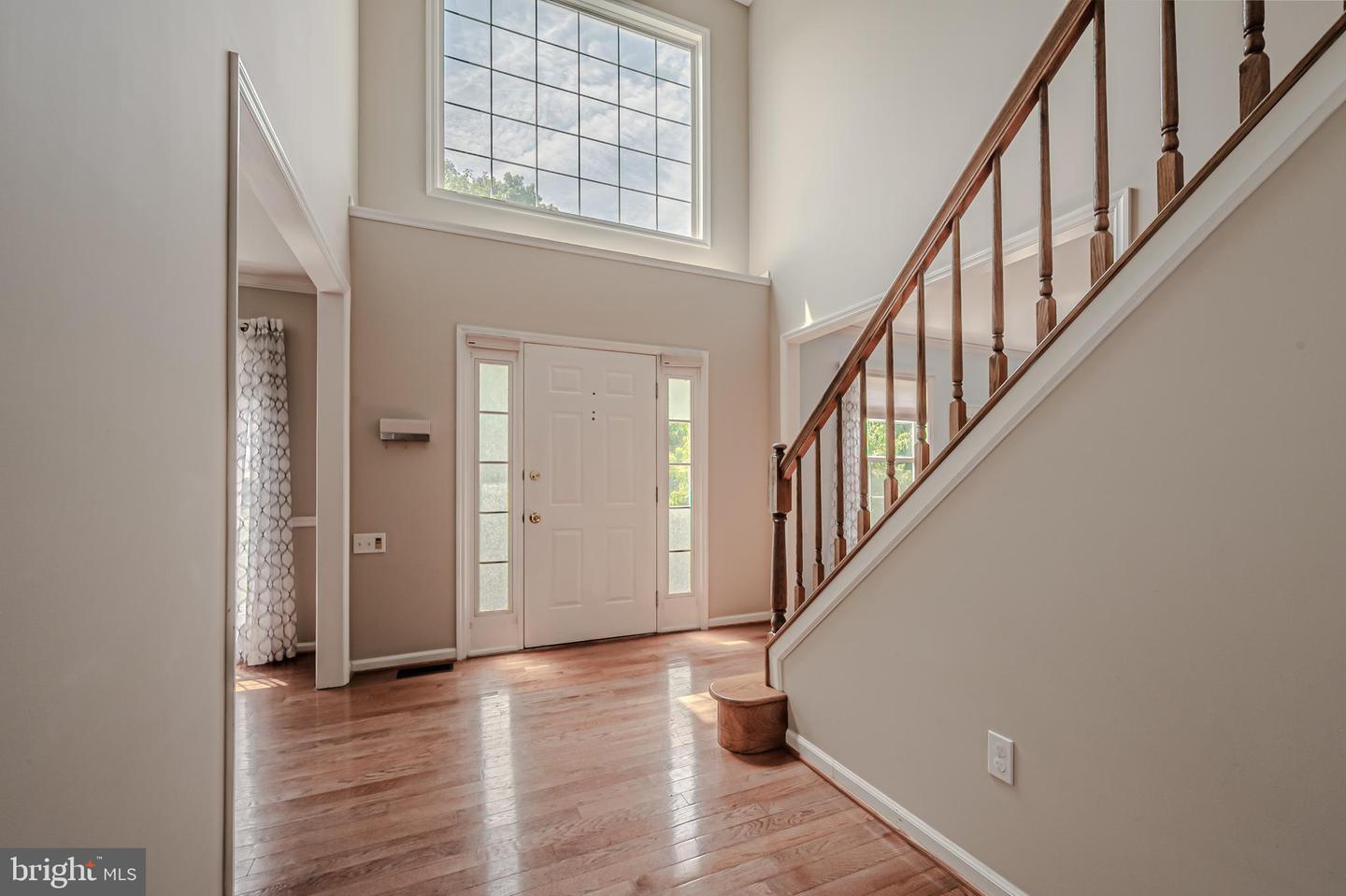 Photo 5 of 54 of 9 Piersons Rdg house