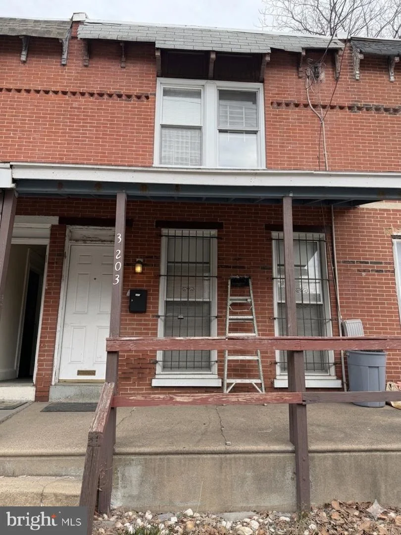 3203 Pearl Street