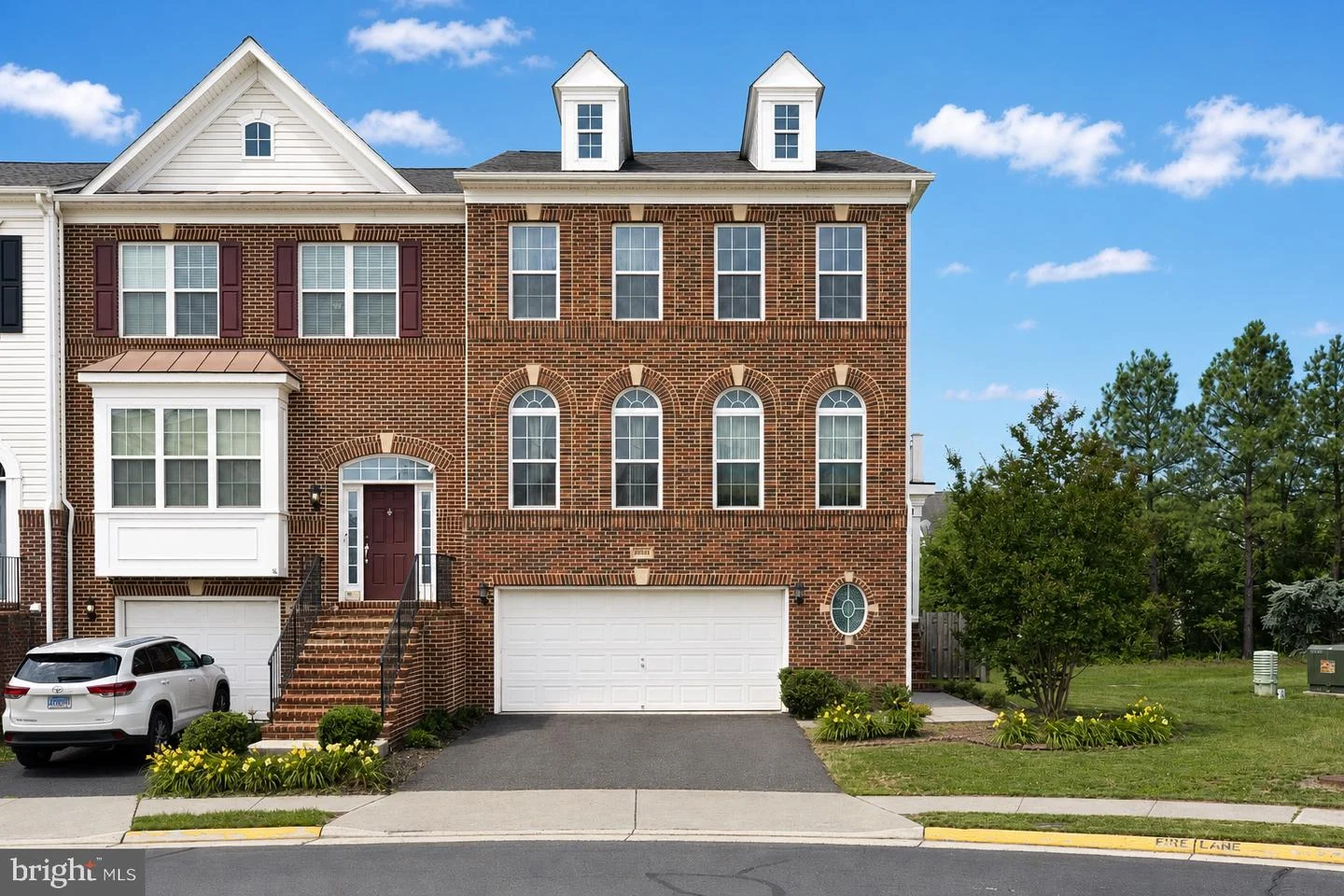 25099 Prairie Fire Square