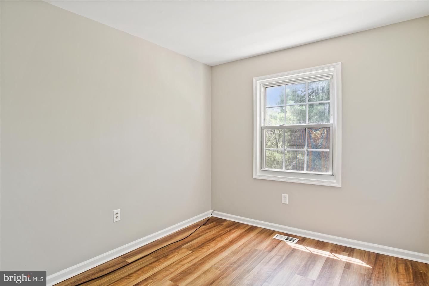 Photo 30 of 36 of 1537 Marlborough Ct townhome