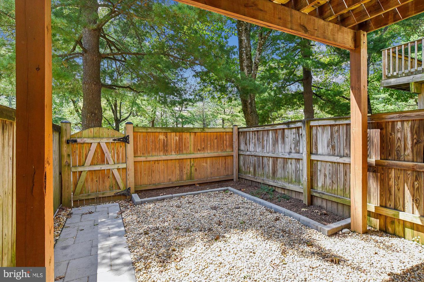 Photo 8 of 36 of 1537 Marlborough Ct townhome