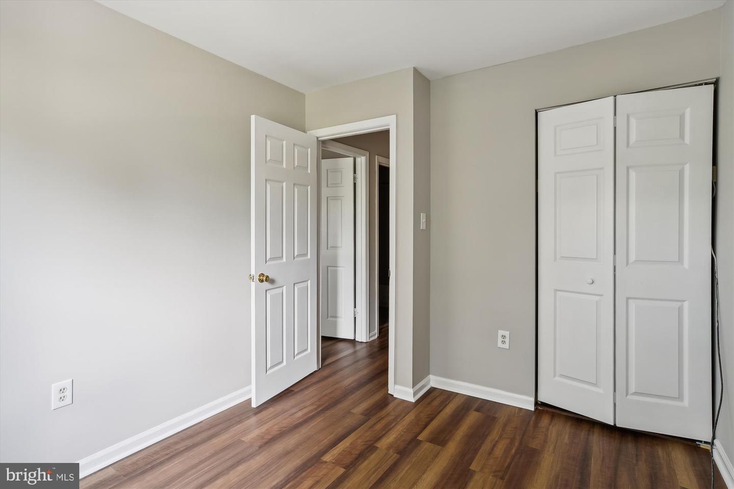 Photo 32 of 36 of 1537 Marlborough Ct townhome