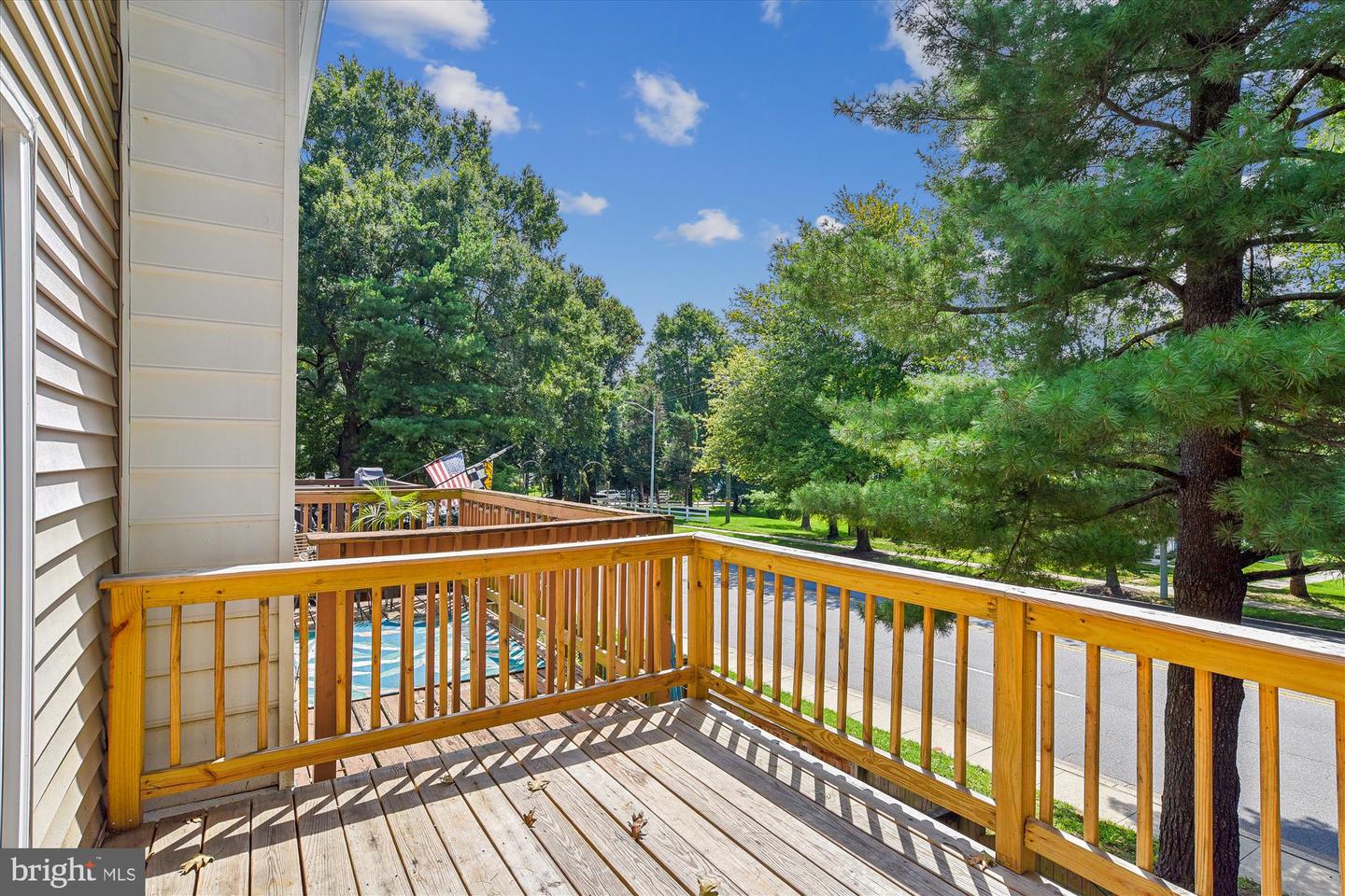 Photo 9 of 36 of 1537 Marlborough Ct townhome