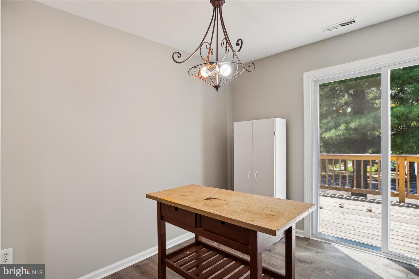 Photo 19 of 36 of 1537 Marlborough Ct townhome