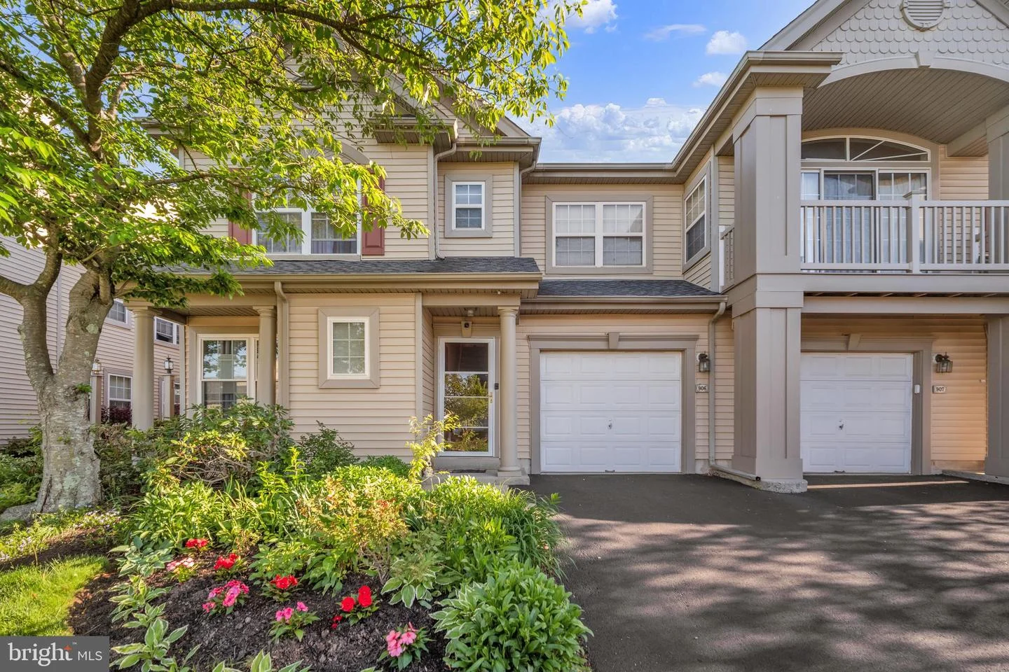 906 Julian Dr W Dr Unit 315