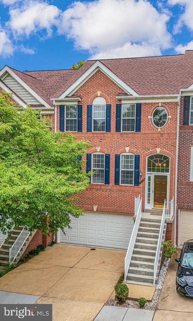 View Leesburg, VA 20176 townhome