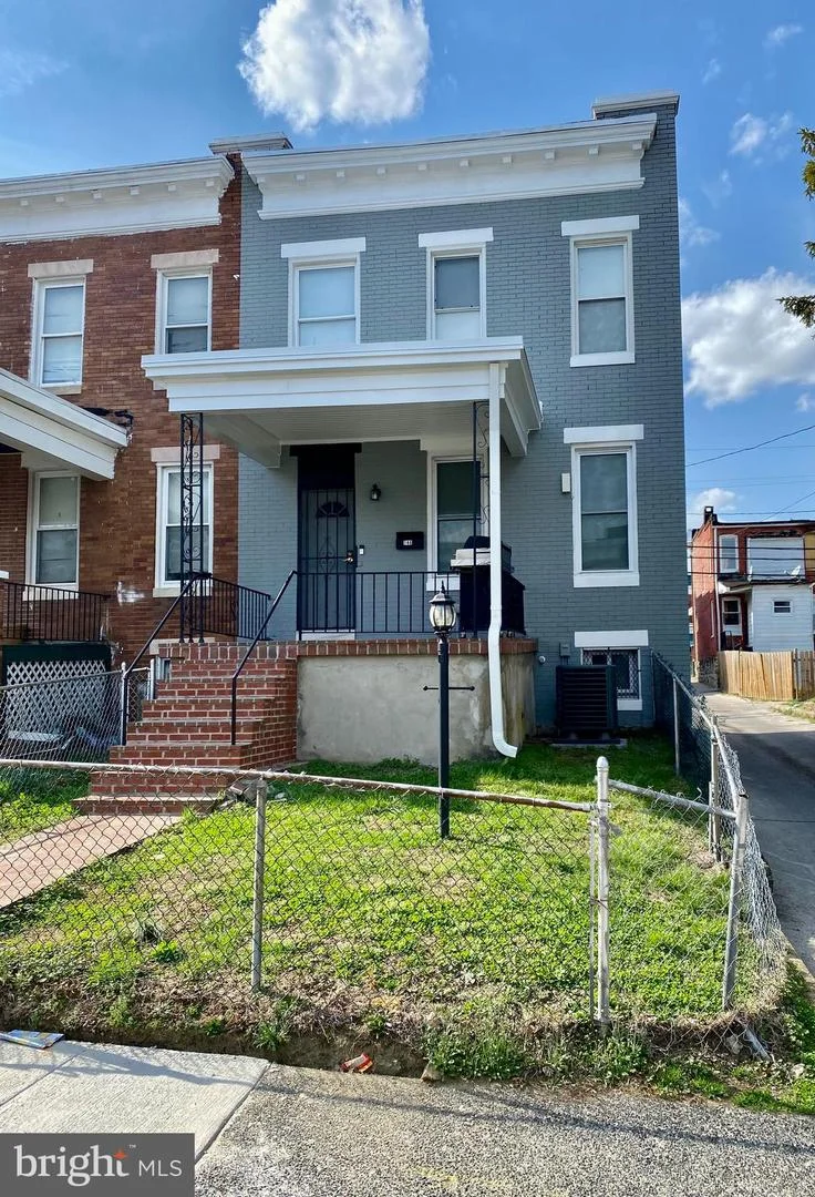 746 Linnard Street