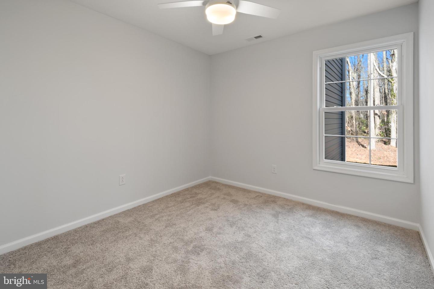 Photo 13 of 18 of 11429 Manklin Creek Rd #3e2 condo