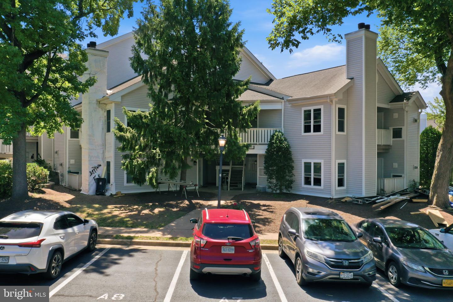 6011 Rosebud Lane Unit 103, Centreville, VA, 20121