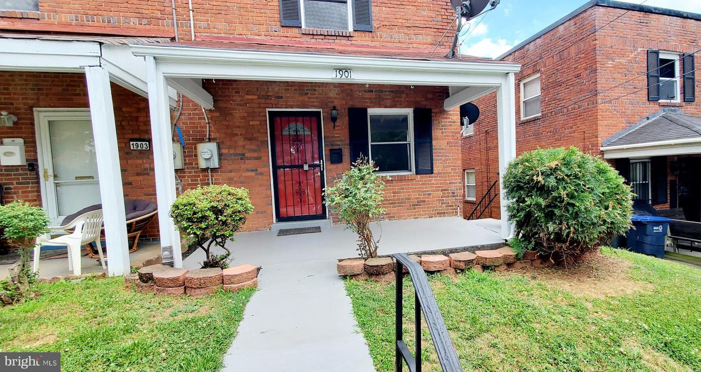 View Washington, DC 20020 multi-family property