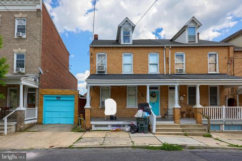 Duplex in Lancaster PA 430 Vine STREET.jpg