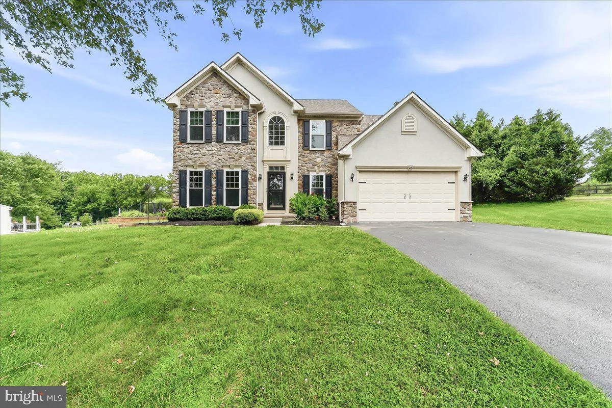 40 Caversham Drive, West Grove, PA, 19390