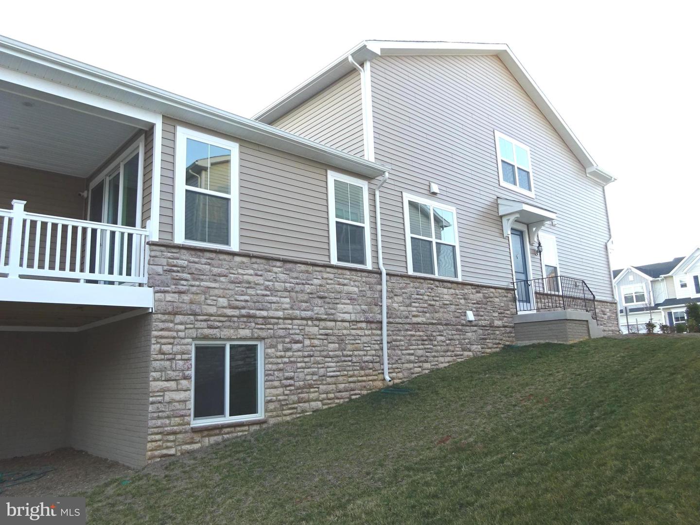 Photo 7 of 43 of 3691 Traford Ln townhome