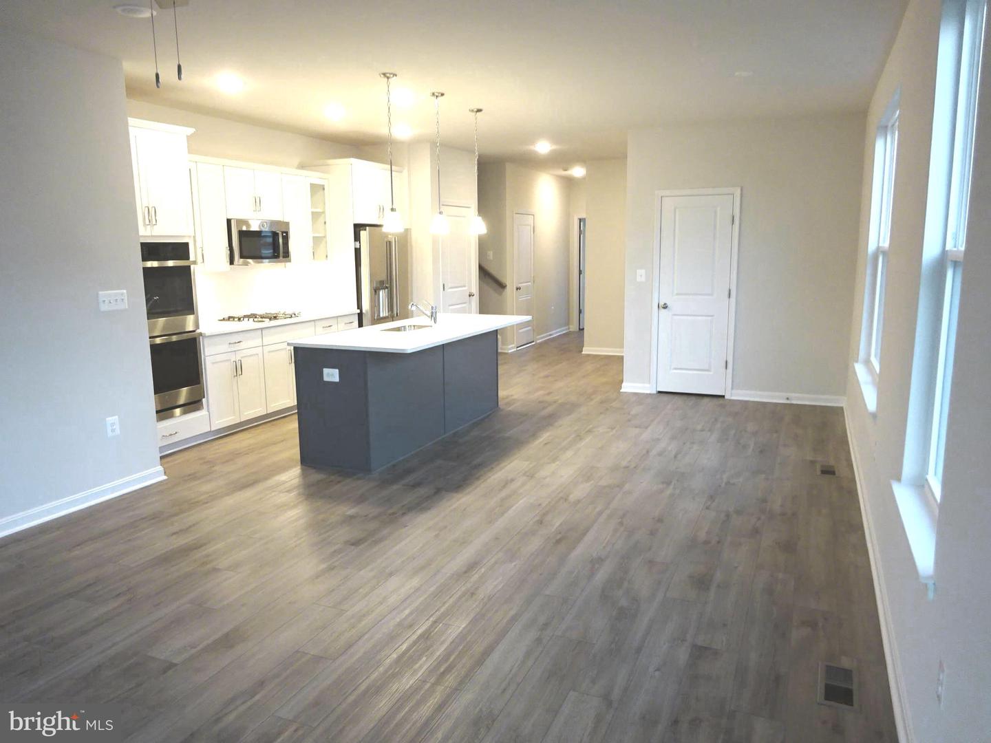 Photo 13 of 43 of 3691 Traford Ln townhome
