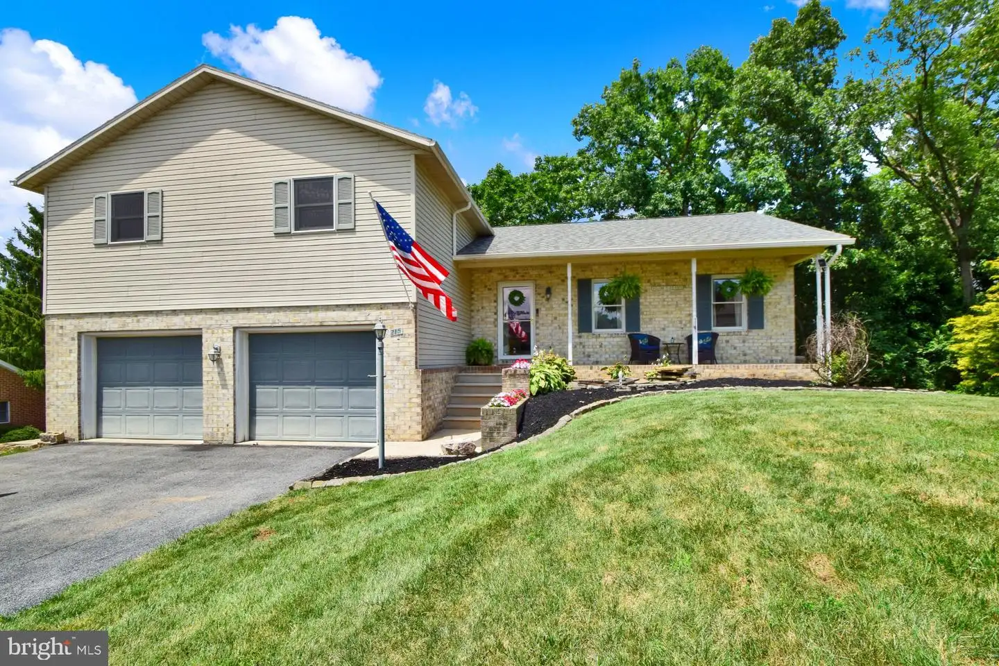 215 Opal Drive, Chambersburg, PA, 17202