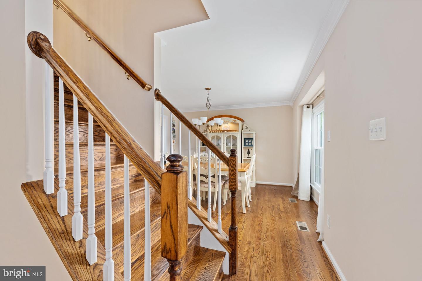 Photo 10 of 69 of 4 Northedge Ct house