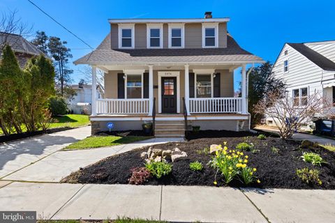 Single Family Residence in Abington PA 2476 Independence AVENUE.jpg