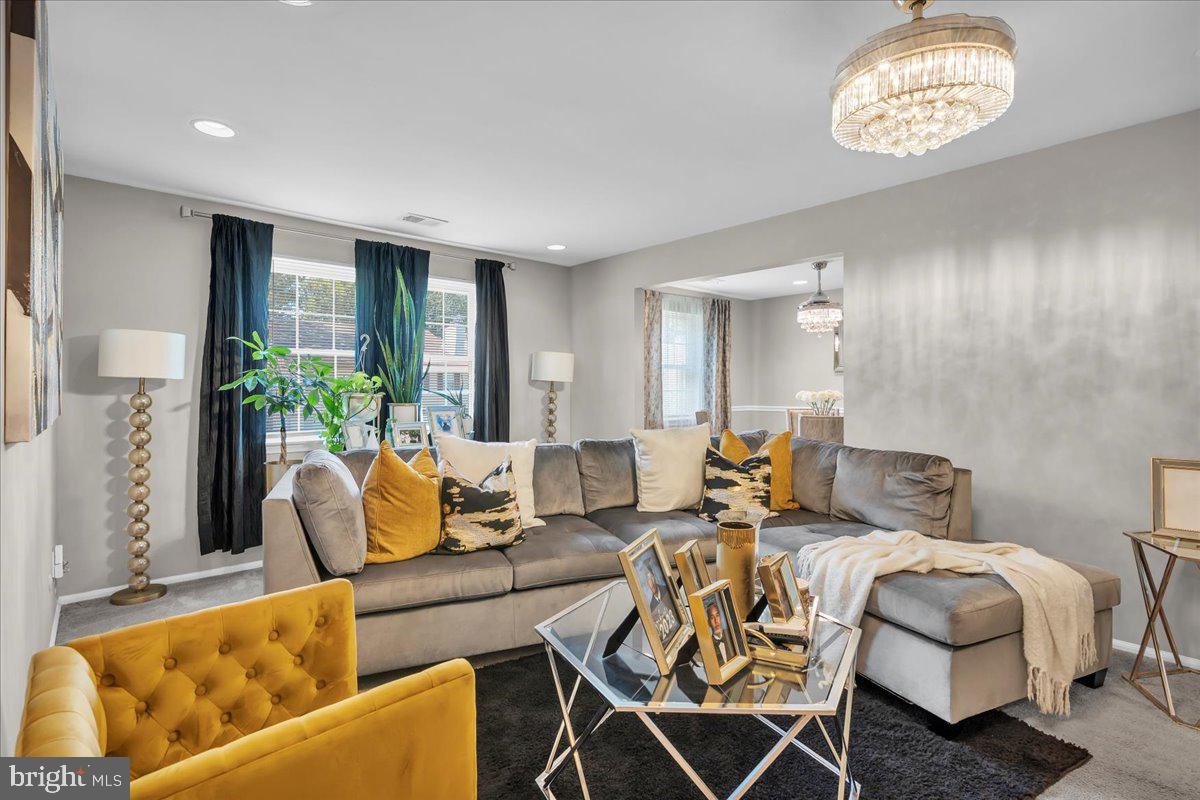 Photo 3 of 22 of 4 William Ellery Bldg condo