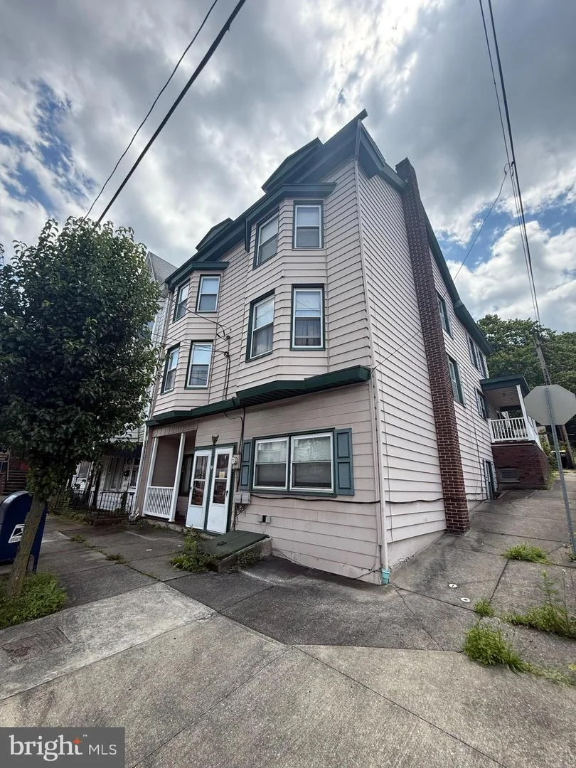 101 E Main Street, Girardville, PA, 17935