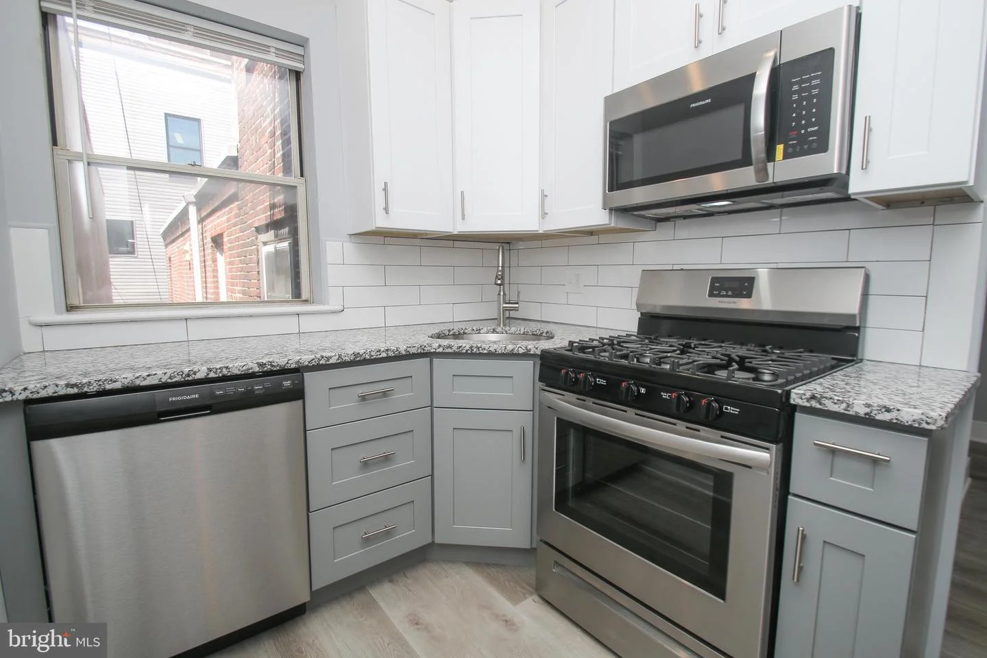 1518 E Passyunk Avenue