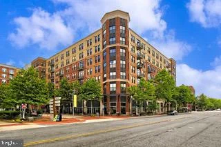 444 W Broad Street Unit 229