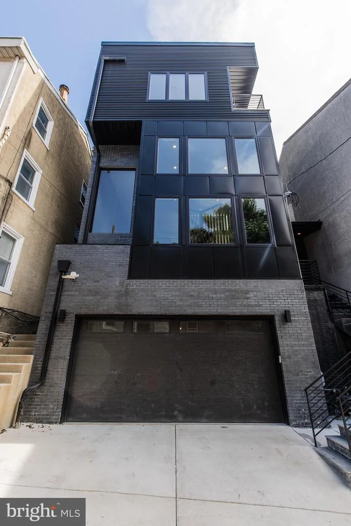 4513 Baker Street