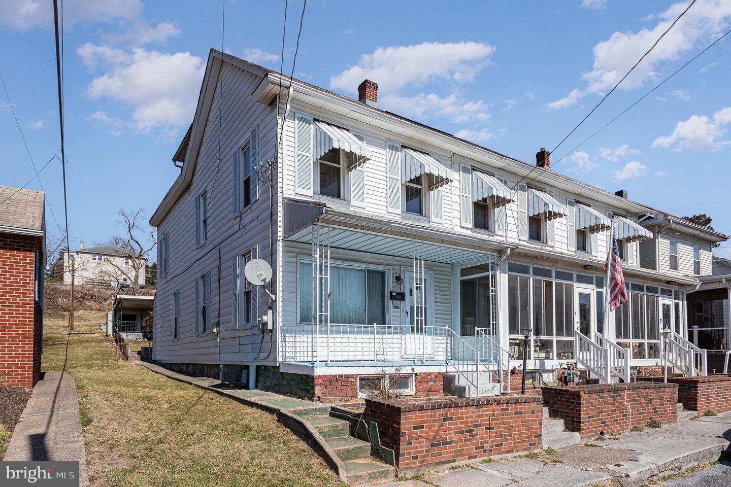 Listing image 4