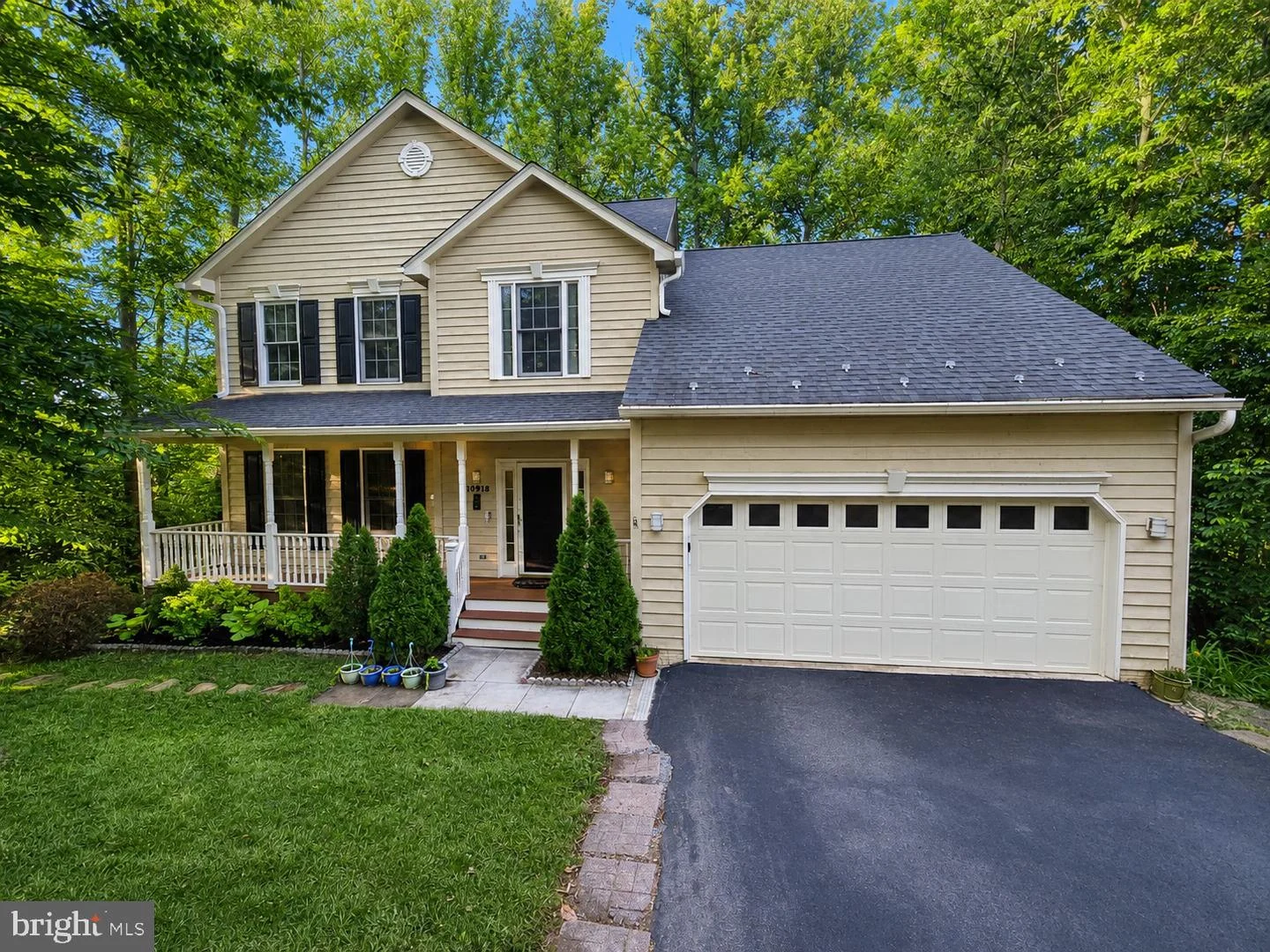 10918 Oakcrest Circle