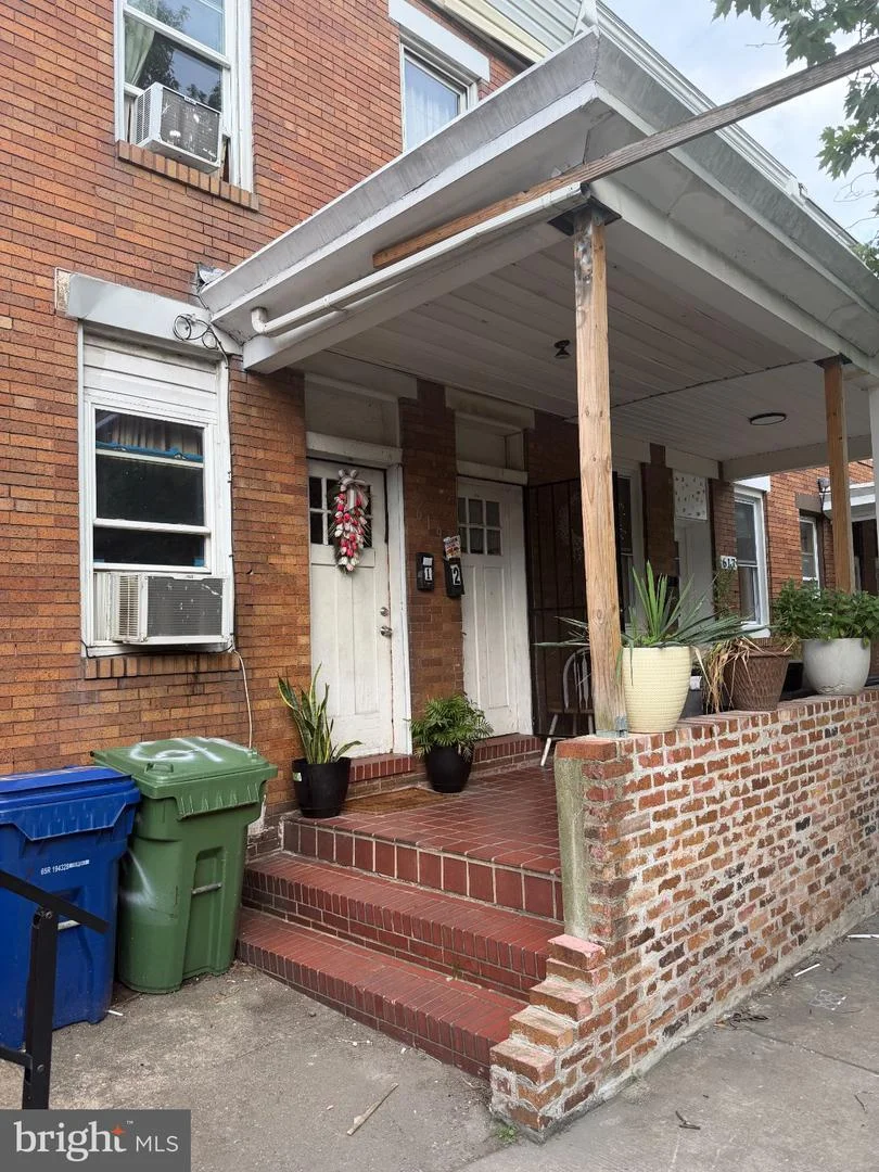 619 N Highland Avenue