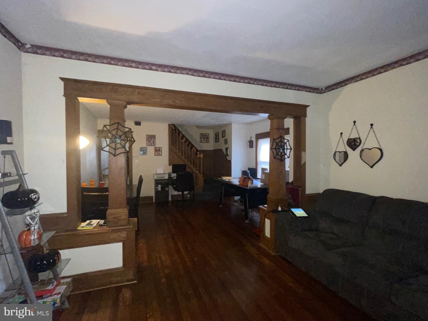 Photo 2 of 13 of 910 Revere Ave multi-family property