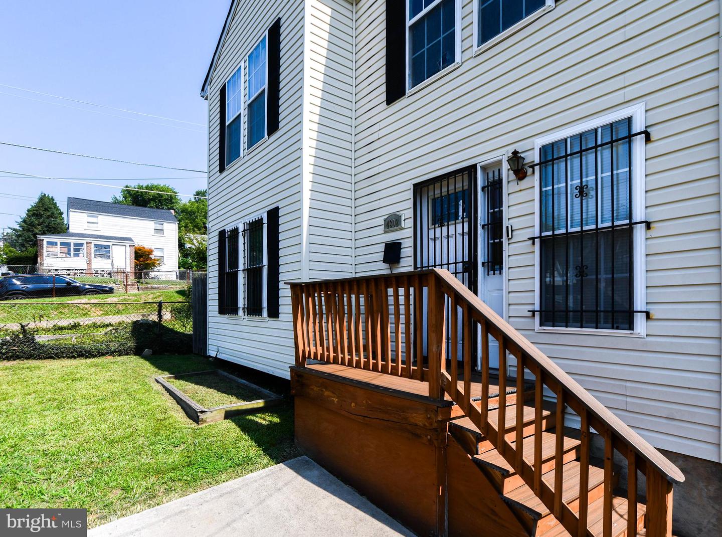 Photo 6 of 55 of 4302 Alton St house