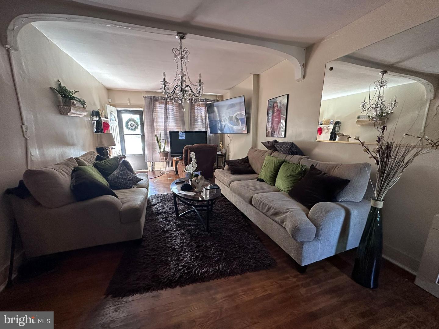 Photo 4 of 16 of 1544 S Clinton Ave townhome