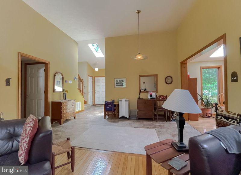 Photo 17 of 48 of 41396 Richneck Ct house