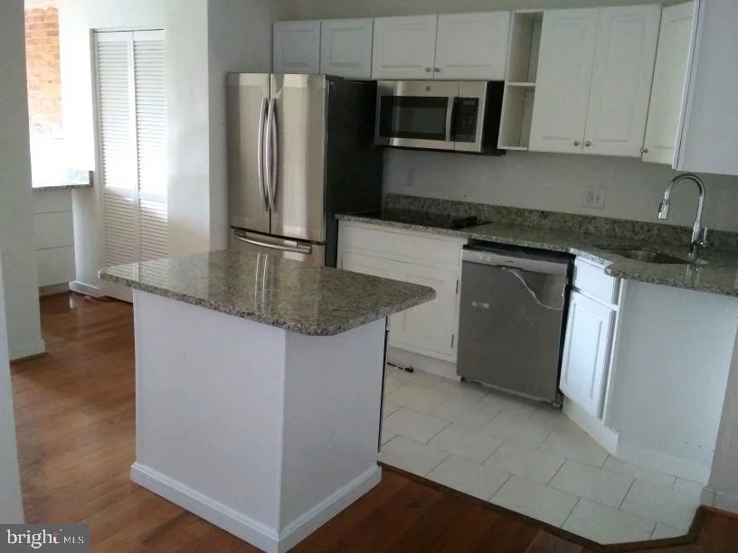 1433 Clifton Street NW Unit 2