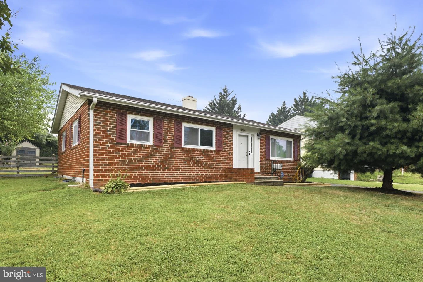1034 Lakemont Road