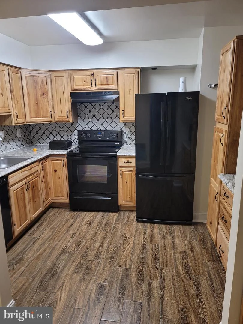 3808 Laramie Place Unit B