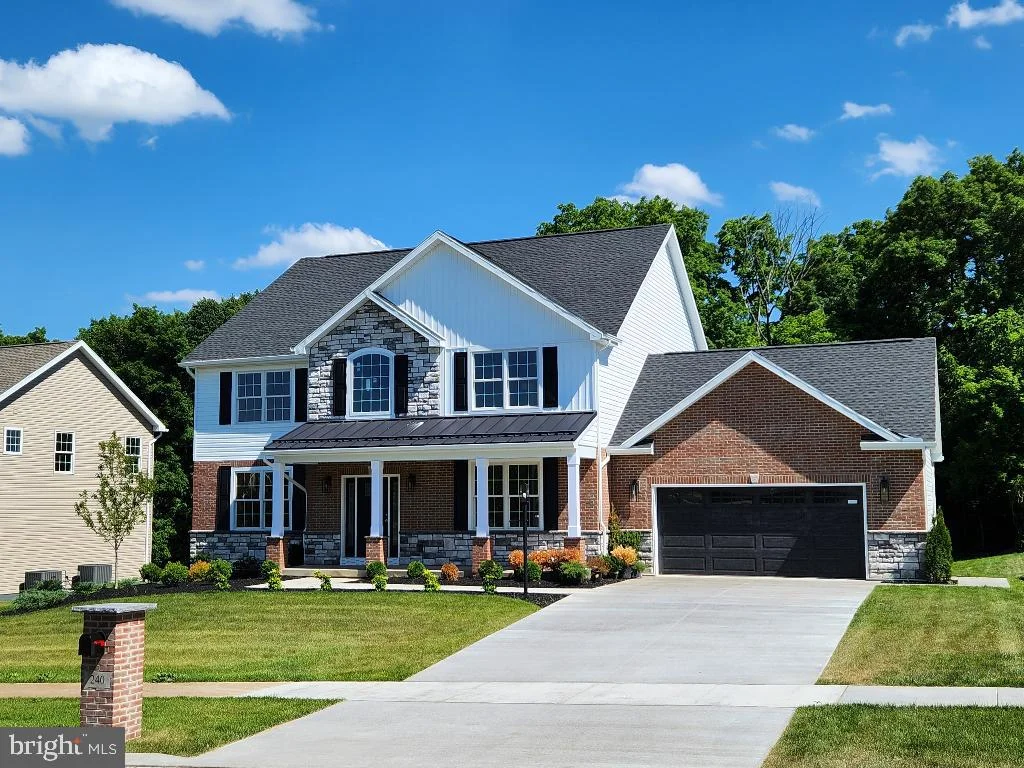 240 Banyan Drive
